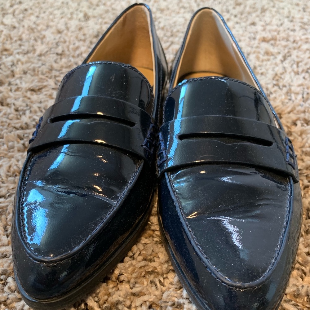 Michael Kor Flats - image 6